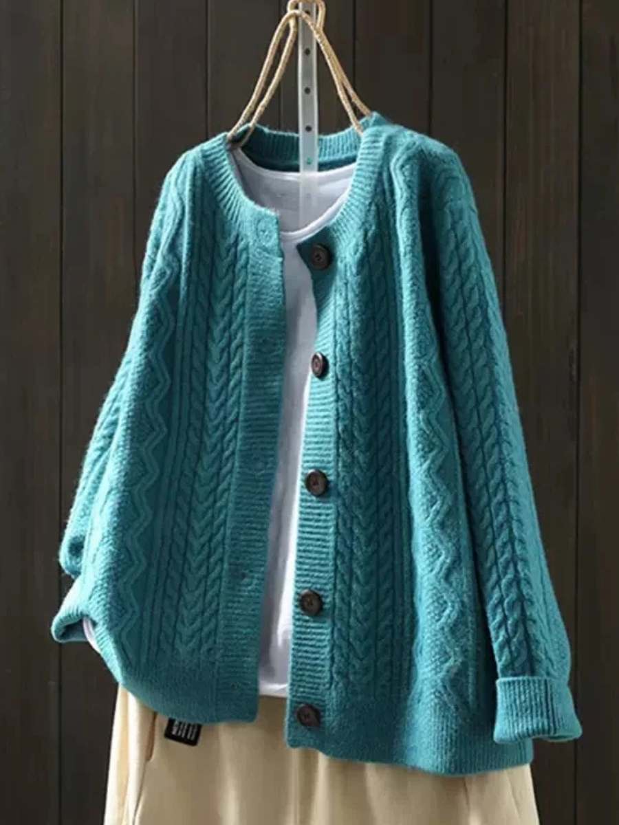 Loren | Timeless Cable Knit Cardigan