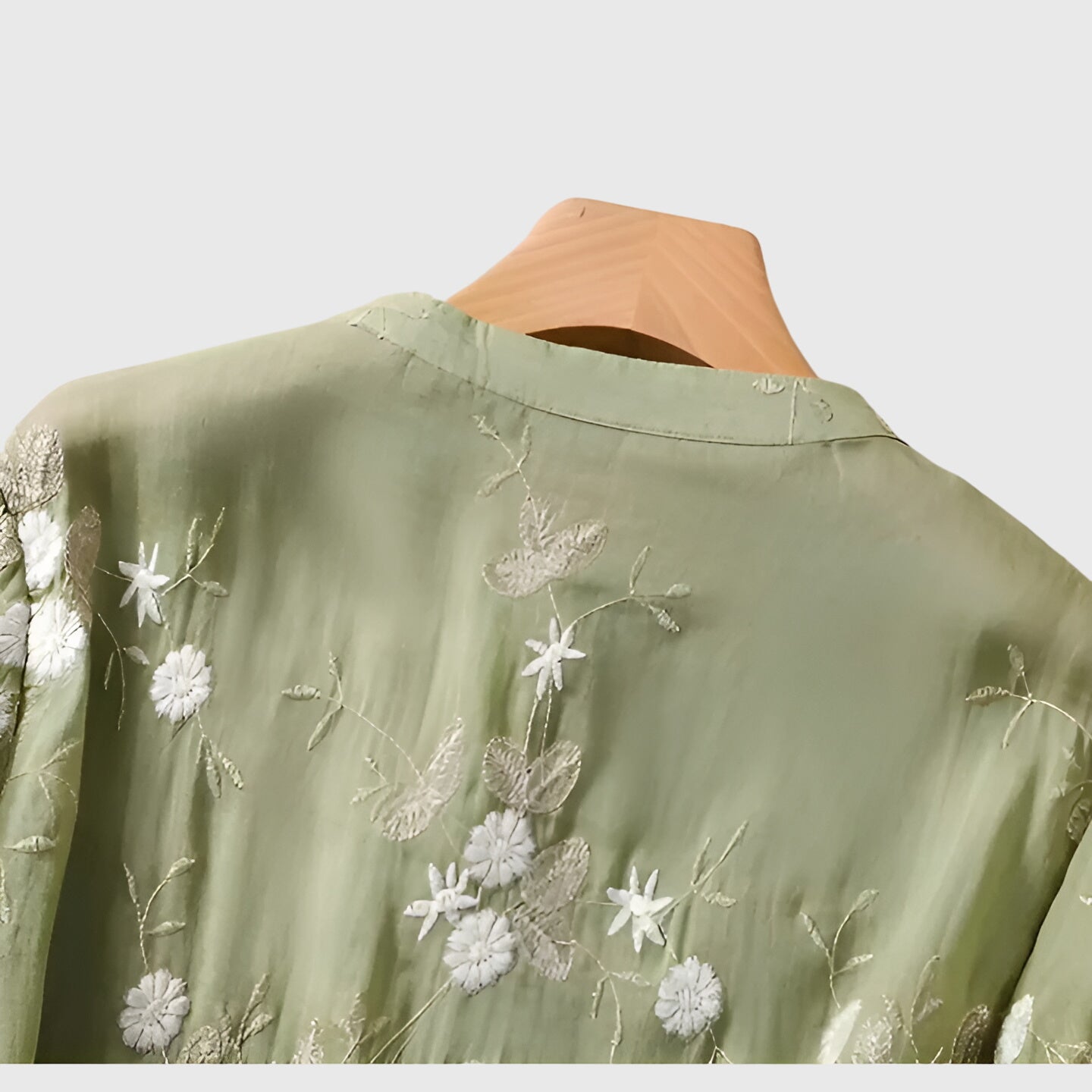 Nellie⢠| Elegant Top with Embroidered Flowers