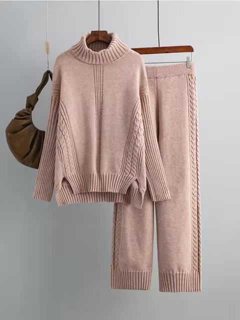 Scarlett™ - Stylish High-neck Pullover Sweater with Loose Pants Set