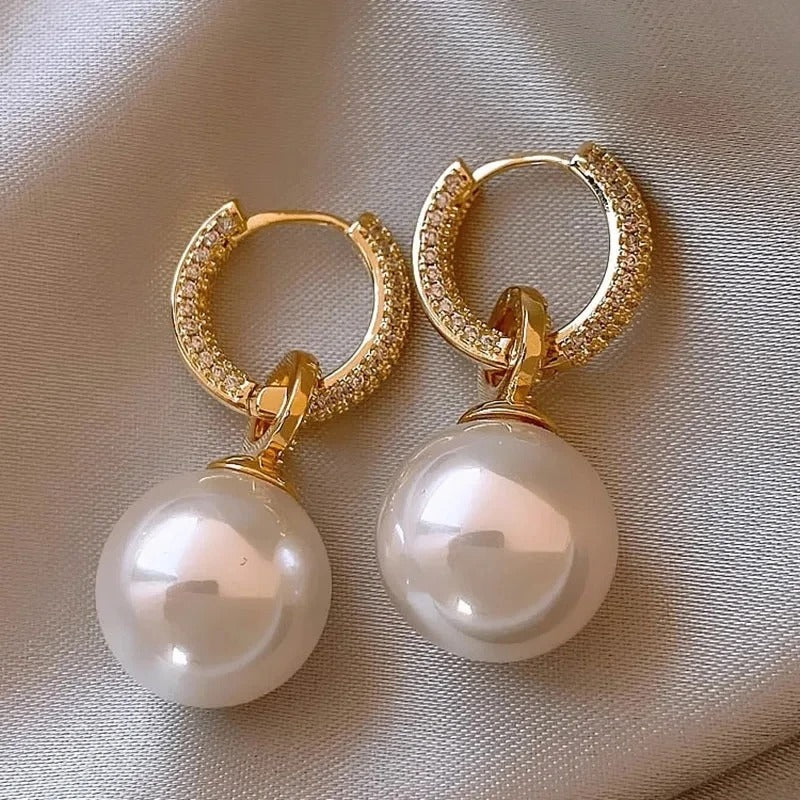 Chic Pearl Drop Earrings