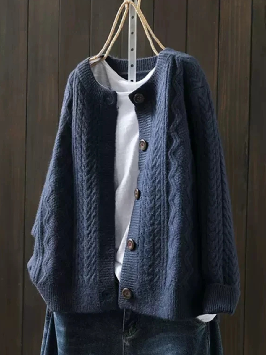 Loren | Timeless Cable Knit Cardigan