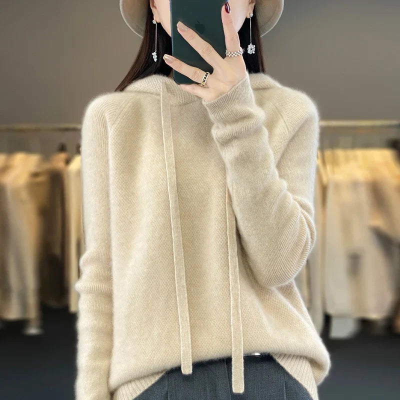 Hannah | Cozy Merino Hooded Knit