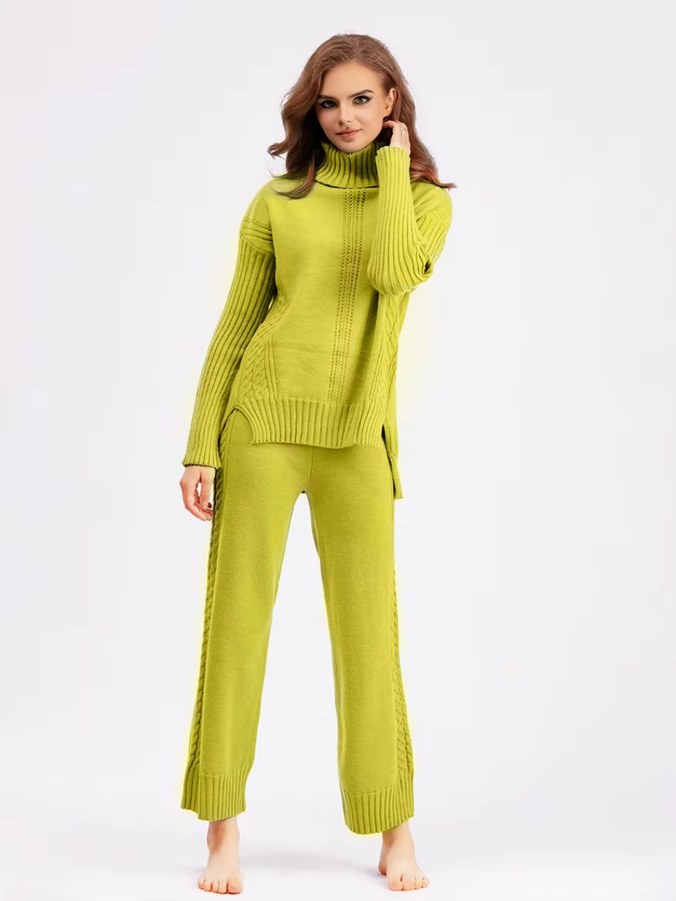 Scarlett™ - Stylish High-neck Pullover Sweater with Loose Pants Set